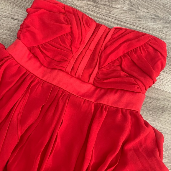 π XOXO Strapless Formal Dress - Picture 3 of 6